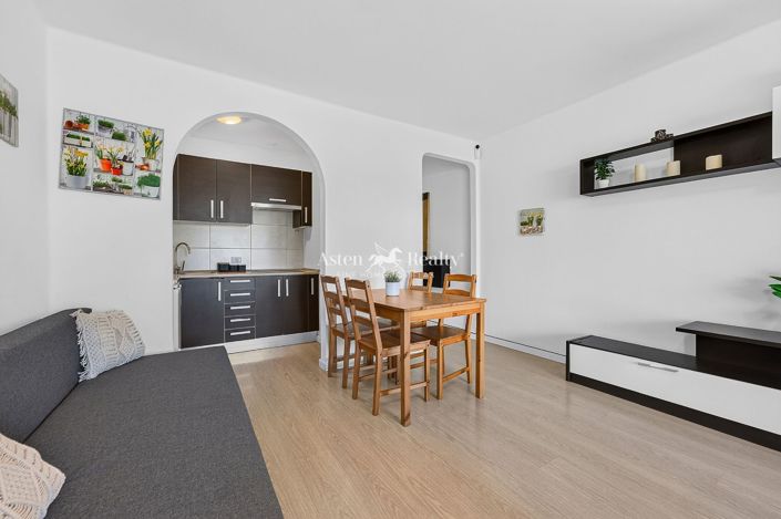 Image No.7-Studio for sale