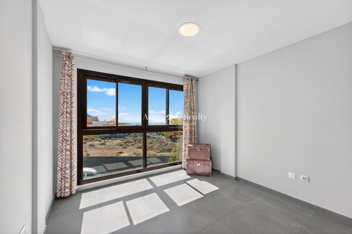 Image No.2-2 Bed Penthouse for sale