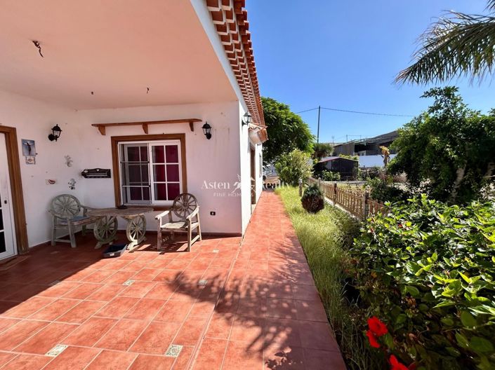 Image No.3-Villa de 4 chambres à vendre à Espagne