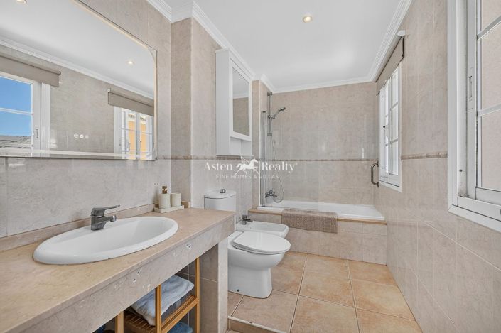 Image No.33-3 Bed House for sale