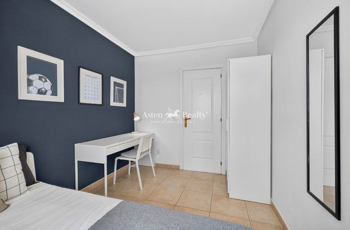 Image No.35-3 Bed House for sale