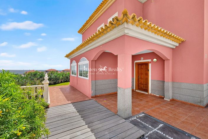 Image No.5-3 Bed House for sale