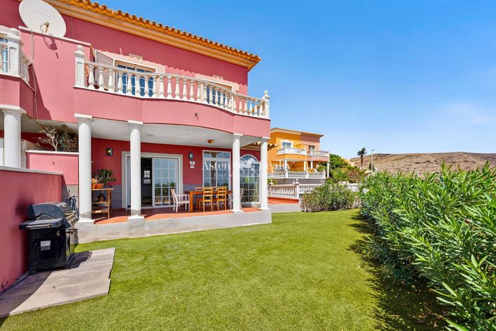 Image No.8-3 Bed House for sale