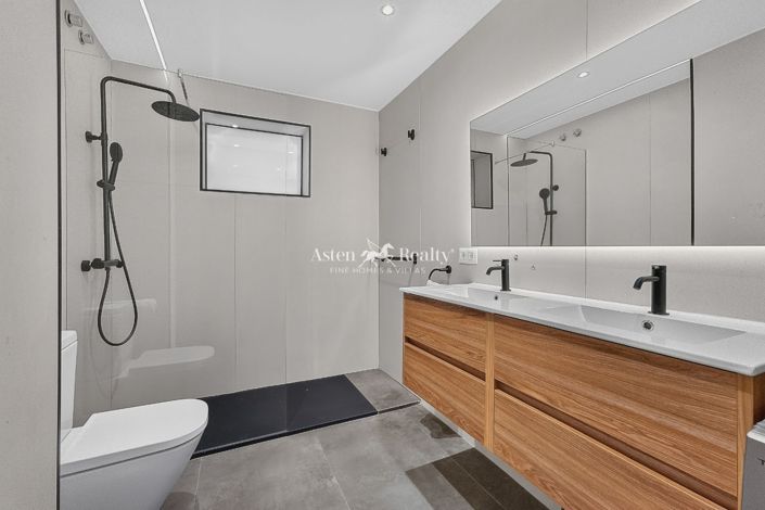 Image No.17-3 Bed Apartment for sale