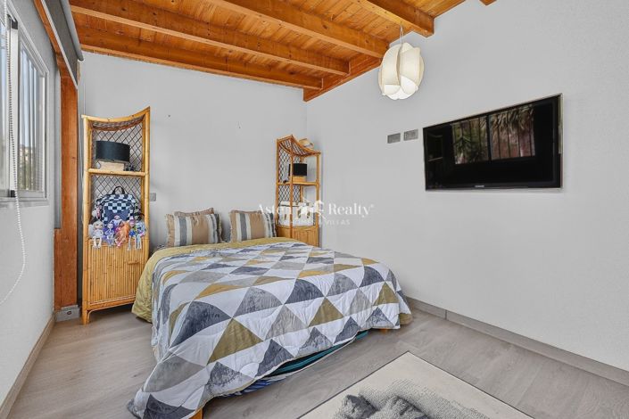 Image No.18-3 Bed Apartment for sale