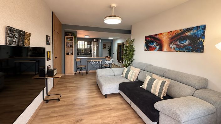 Image No.24-3 Bed Apartment for sale