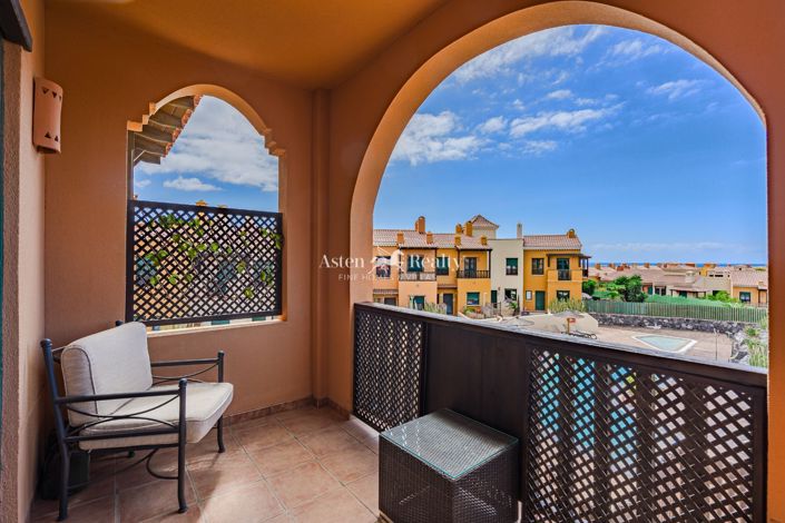Image No.24-3 Bed House for sale