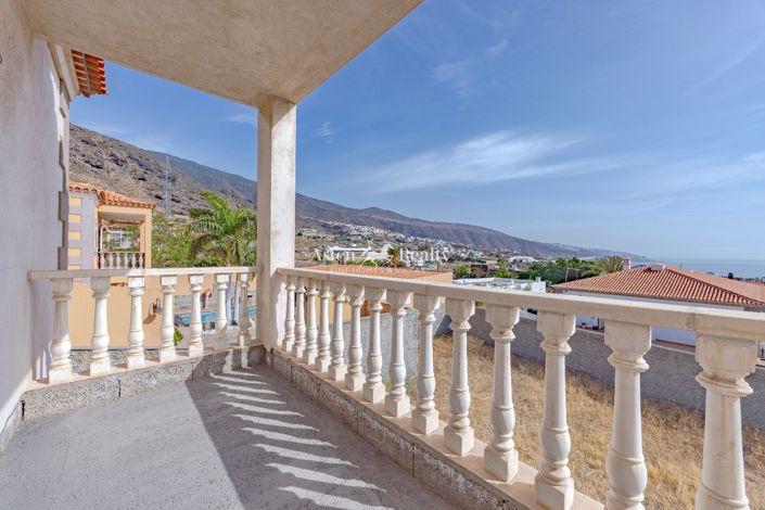Image No.18-4 Bed Villa for sale