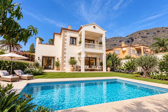 Image No.29-4 Bed Villa for sale