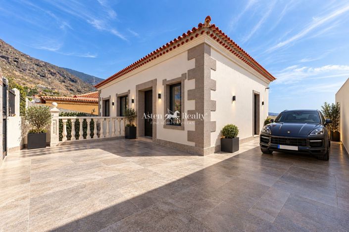 Image No.31-4 Bed Villa for sale