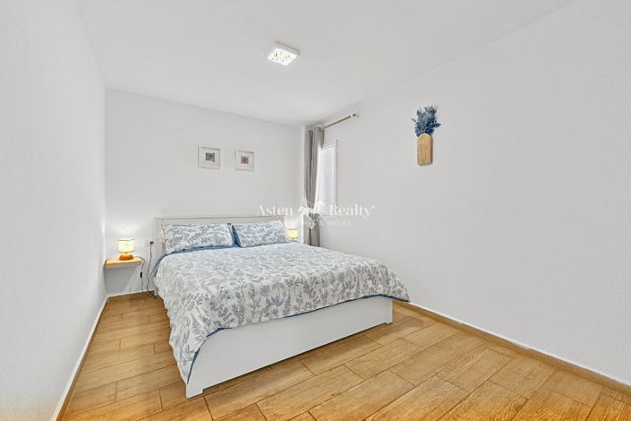 Image No.21-4 Bed Penthouse for sale