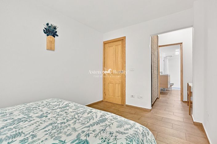 Image No.22-4 Bed Penthouse for sale