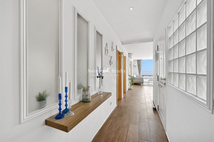 Image No.24-4 Bed Penthouse for sale