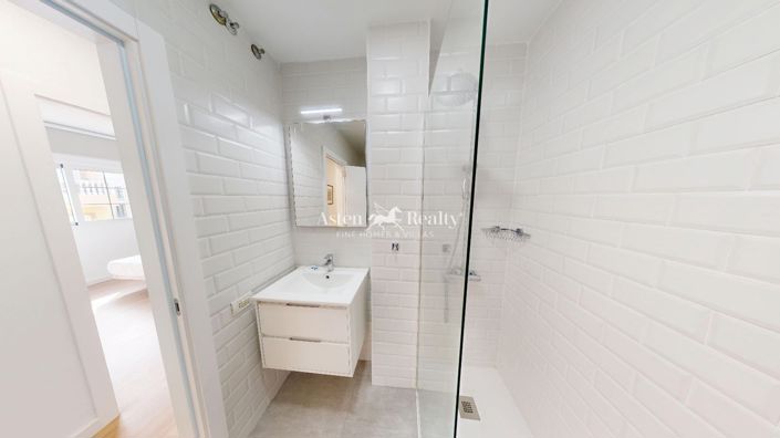 Image No.13-3 Bed Penthouse for sale