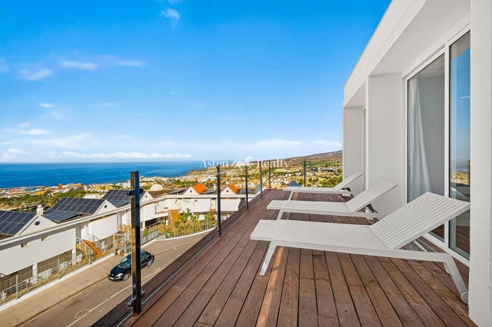 Image No.27-3 Bed Villa for sale