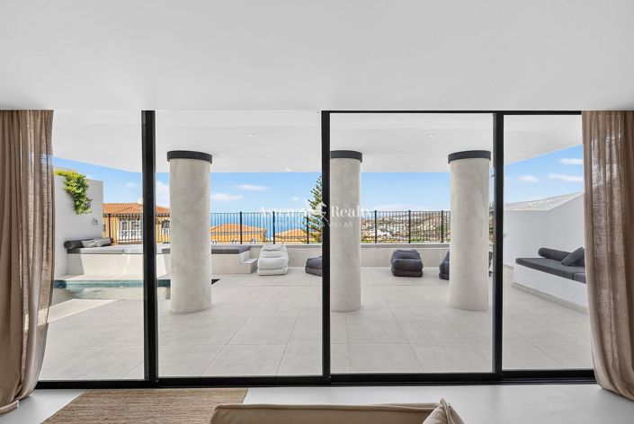 Image No.12-3 Bed Villa for sale