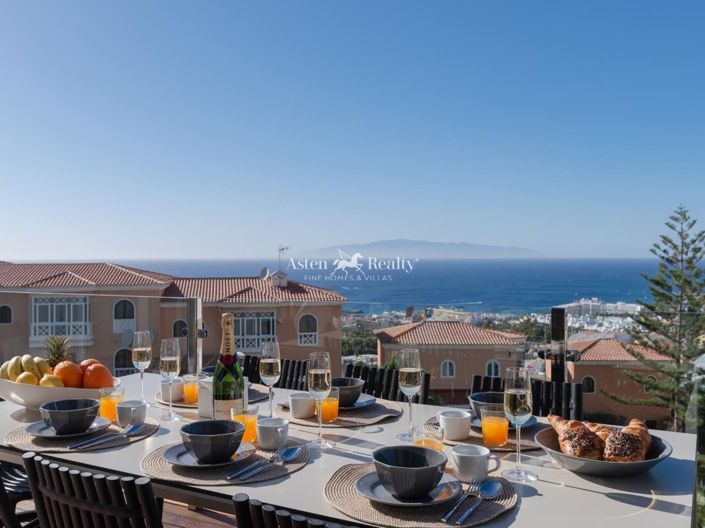 Image No.21-3 Bed Villa for sale