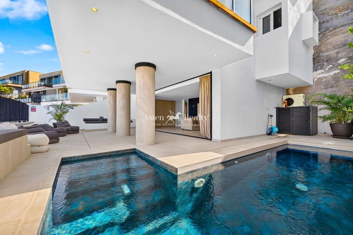 Image No.3-3 Bed Villa for sale