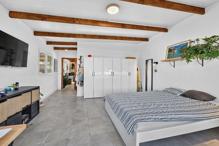 Image No.16-3 Bed House for sale