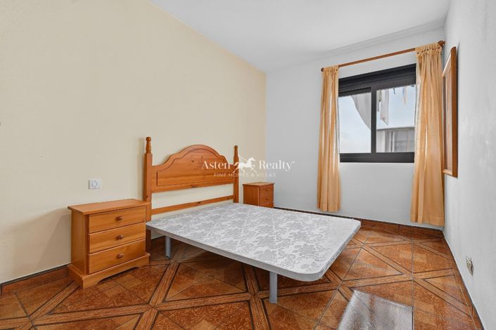 Image No.12-3 Bed Apartment for sale