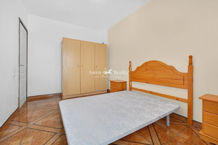 Image No.13-3 Bed Apartment for sale