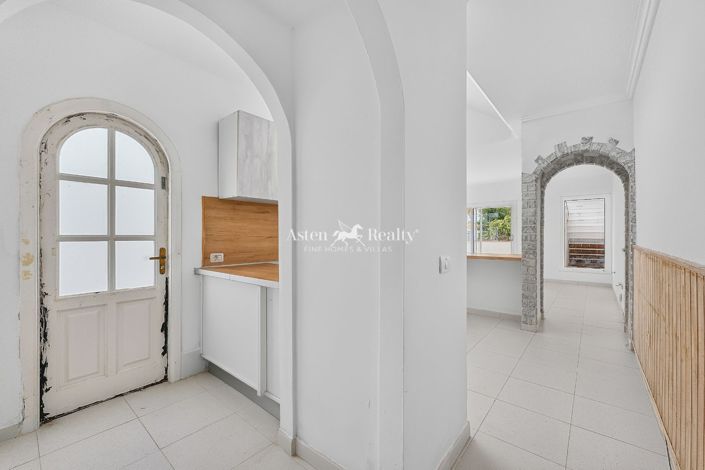 Image No.9-1 Bed Apartment for sale