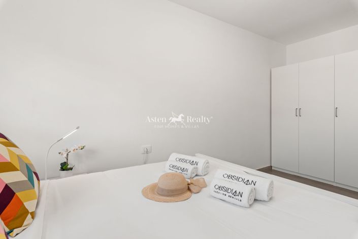 Image No.20-2 Bed Apartment for sale