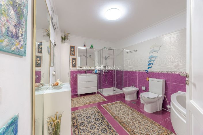 Image No.16-3 Bed House for sale