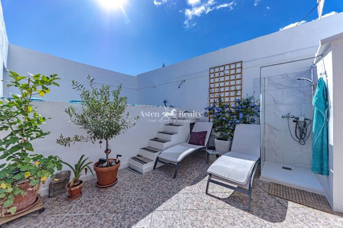 Image No.30-3 Bed House for sale