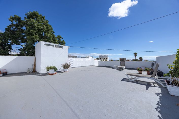 Image No.34-3 Bed House for sale