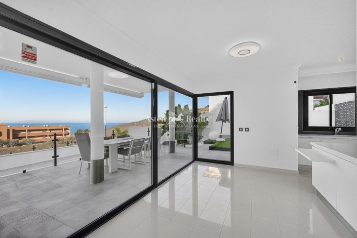 Image No.11-3 Bed Villa for sale