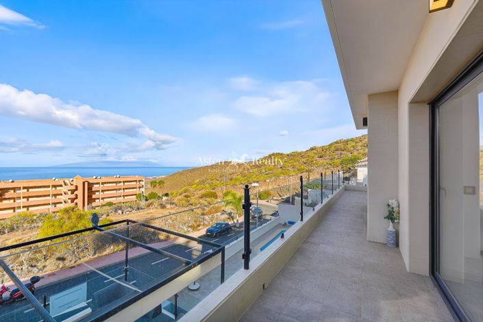 Image No.34-3 Bed Villa for sale