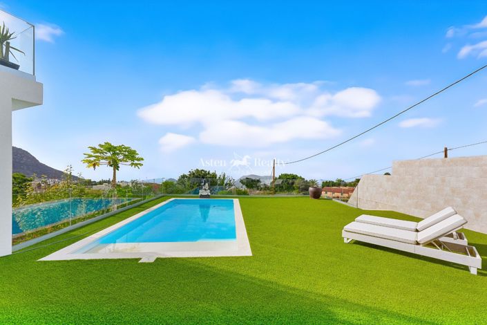 Image No.32-5 Bed Villa for sale