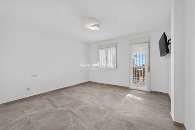 28876972