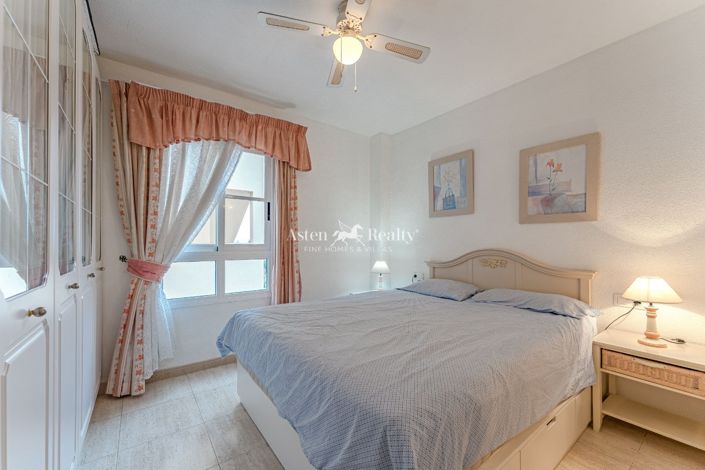 Image No.12-3 Bed Flat for sale