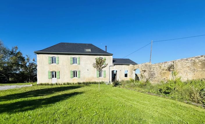 Image No.1-3 Bed House for sale