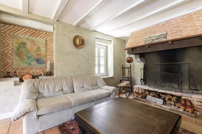 Image No.3-4 Bed House for sale