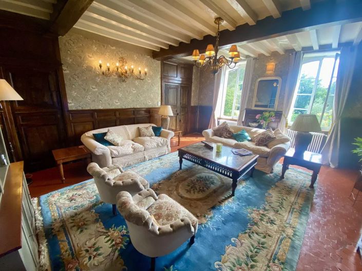 Image No.11-8 Bed Chateaux for sale