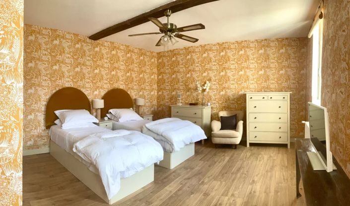 Image No.23-8 Bed Chateaux for sale