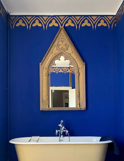 Image No.25-8 Bed Chateaux for sale