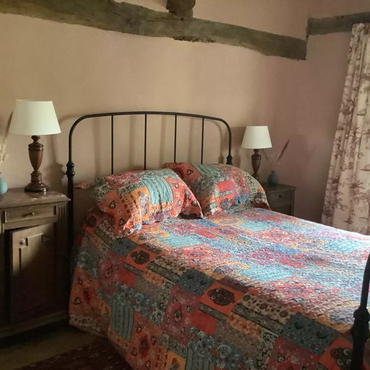 Image No.26-8 Bed Chateaux for sale