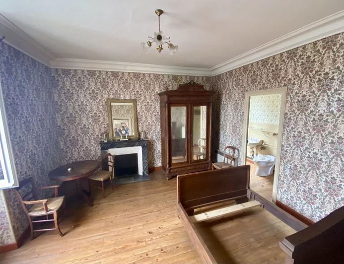 Image No.11-5 Bed House for sale