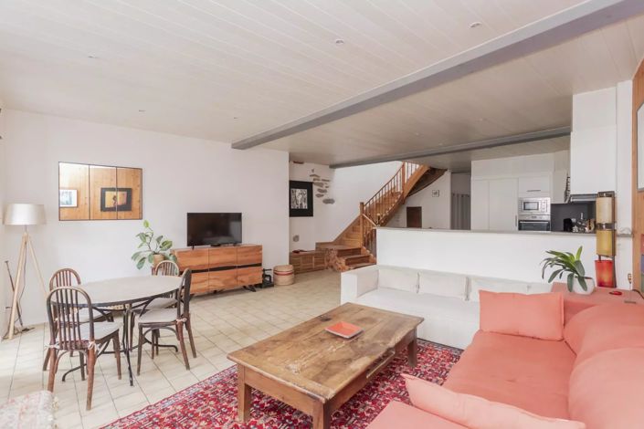 Image No.1-4 Bed Townhouse for sale