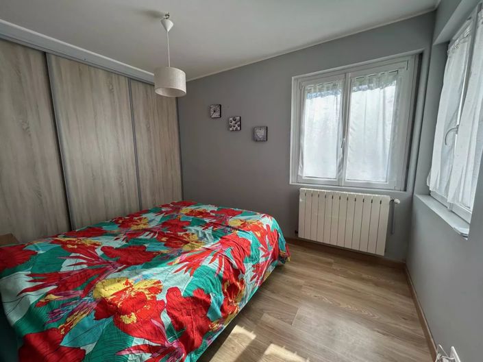 Image No.5-3 Bed House for sale