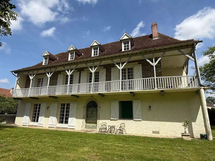 Image No.1-4 Bed House for sale