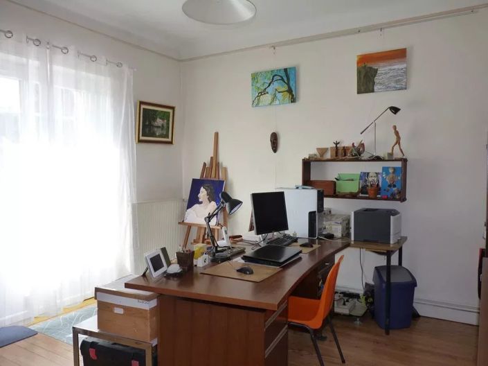 Image No.7-3 Bed House for sale