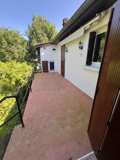 Image No.12-4 Bed House for sale