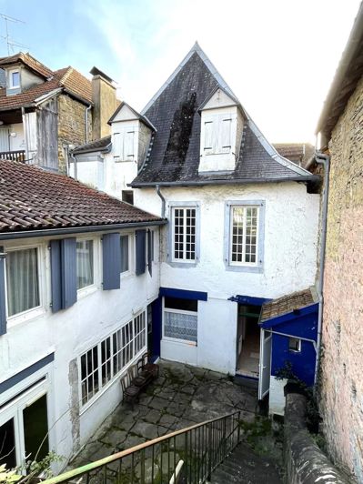 Image No.1-4 Bed Townhouse for sale