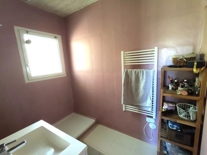 Image No.10-3 Bed House for sale