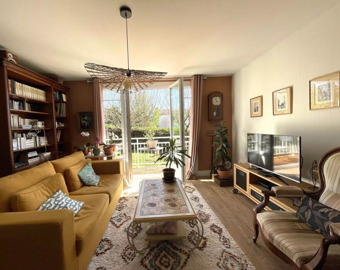 Image No.3-3 Bed House for sale